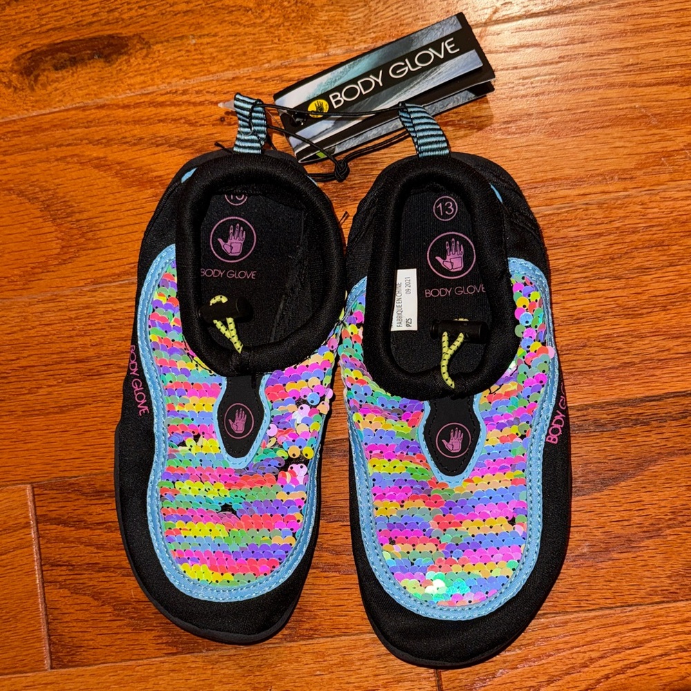 Body Glove Girls' Mermaid Sequin Aquasock water shoes 13 NEW